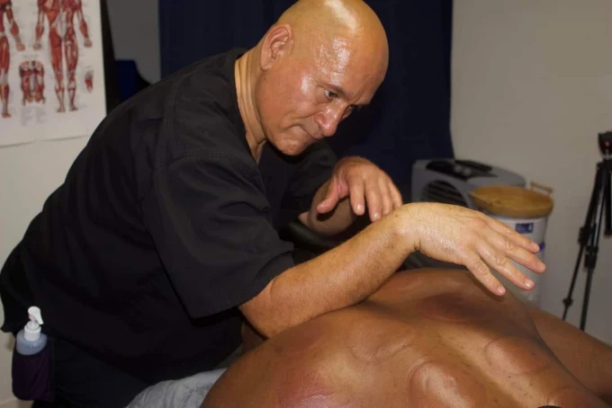 Bodywork session at Cruz Bodywork